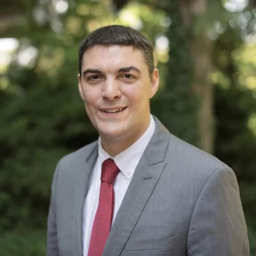 DR. COURTNEY TAYLOR